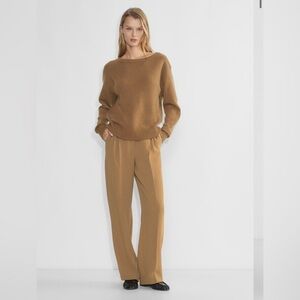 Aritzia Effortless Pant